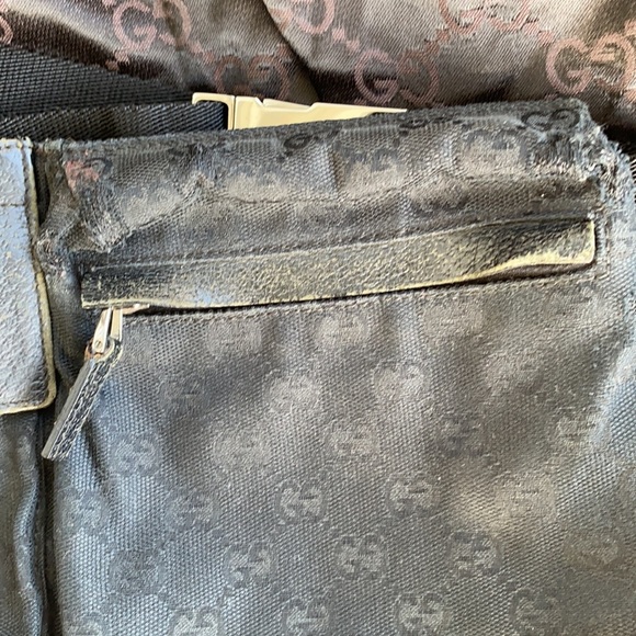 AUTHENTIC BLACK GUCCI BUM BAG - Picture 5 of 12